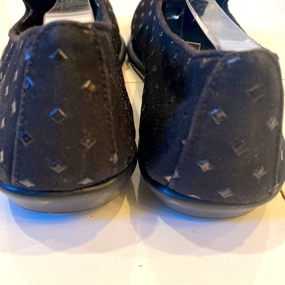 Aerosoles black fabric loafers with gunmetal studs. Padded. Traction soles. 8.5 - Picture 6 of 9